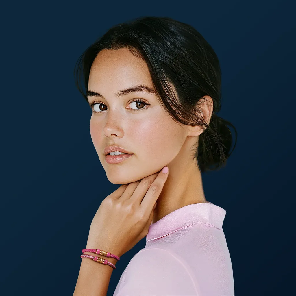 Leather Bracelet Signature — detail