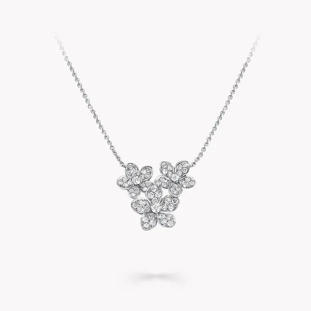 Pendant Wild Flower Diamond Cluster