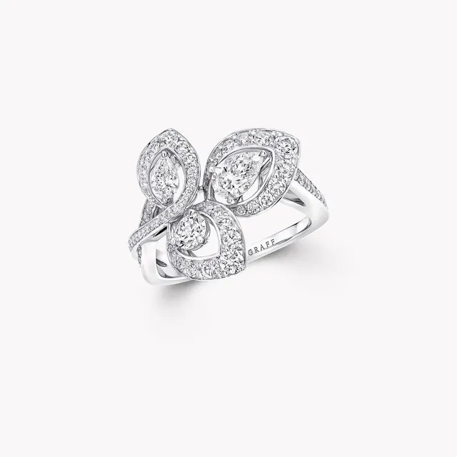 Кольцо Peony Diamond Cluster