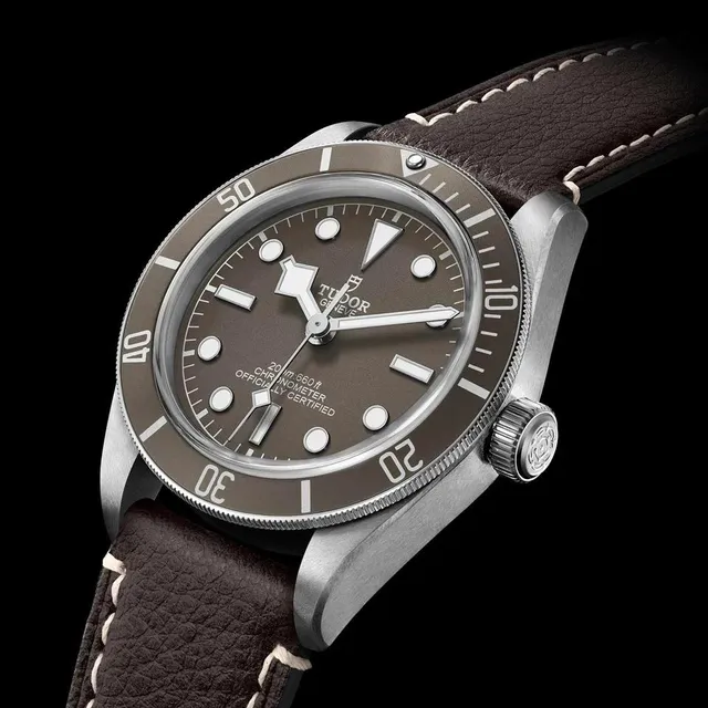 Black BAY Fifty-eight 925 — detail
