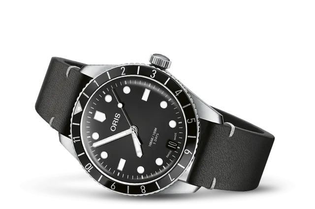 Divers Sixty-five 12H Calibre 400 — detail