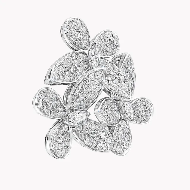 Серьги Pavé Triple Butterfly — detail