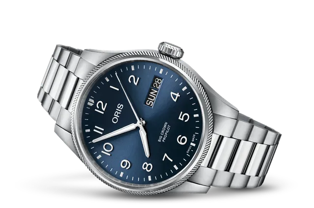 BIG Crown Propilot BIG DAY DATE — detail