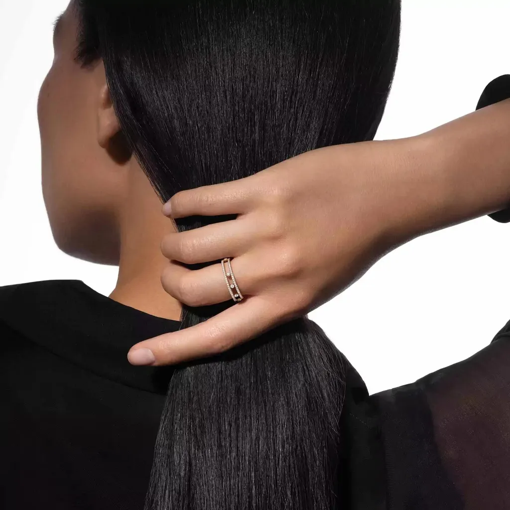 Prsten Move Romane Pink — detail