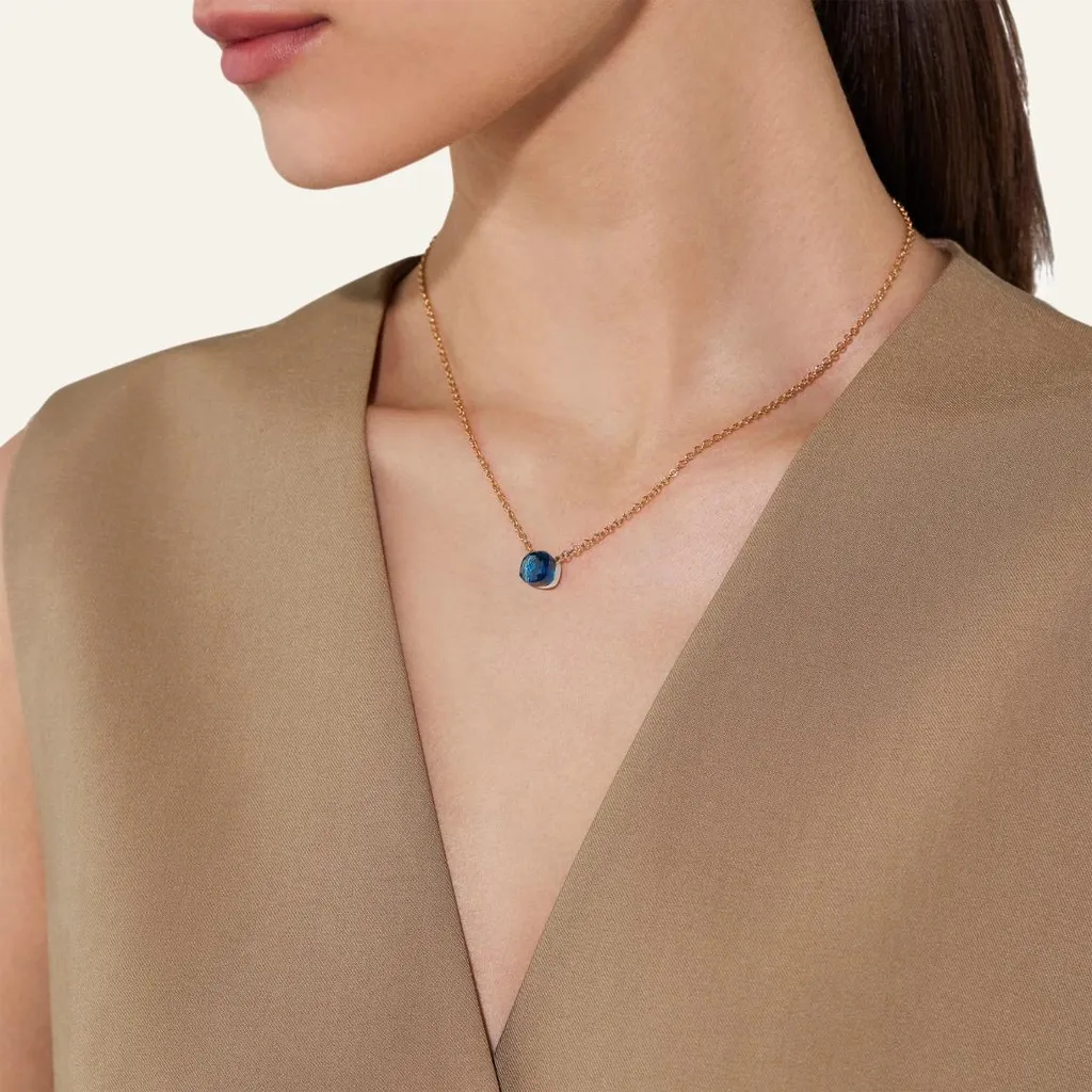 Necklace NUDO Petit — detail