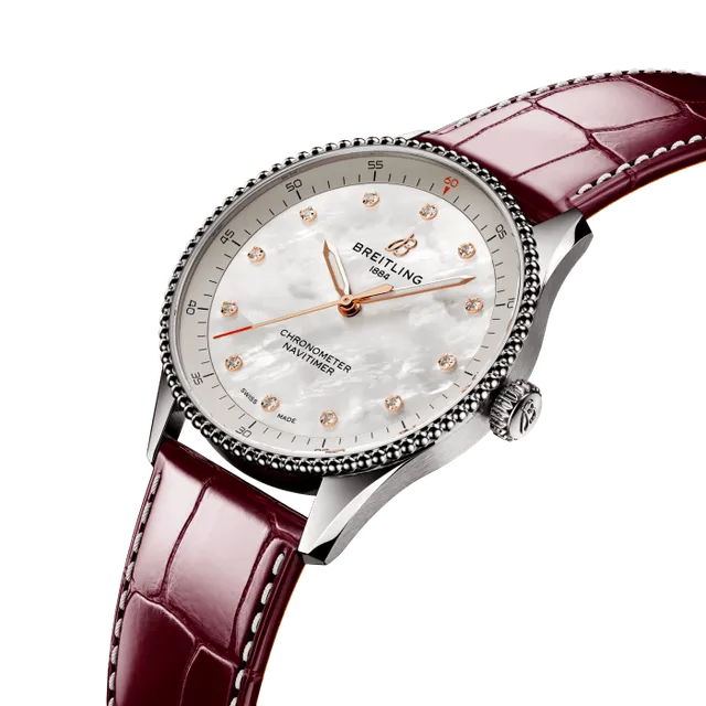 Navitimer 32 — detail