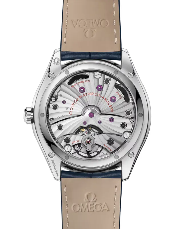 TRÉSOR OMEGA CO‑AXIAL MASTER CHRONOMETER 40 MM blue dial — detail