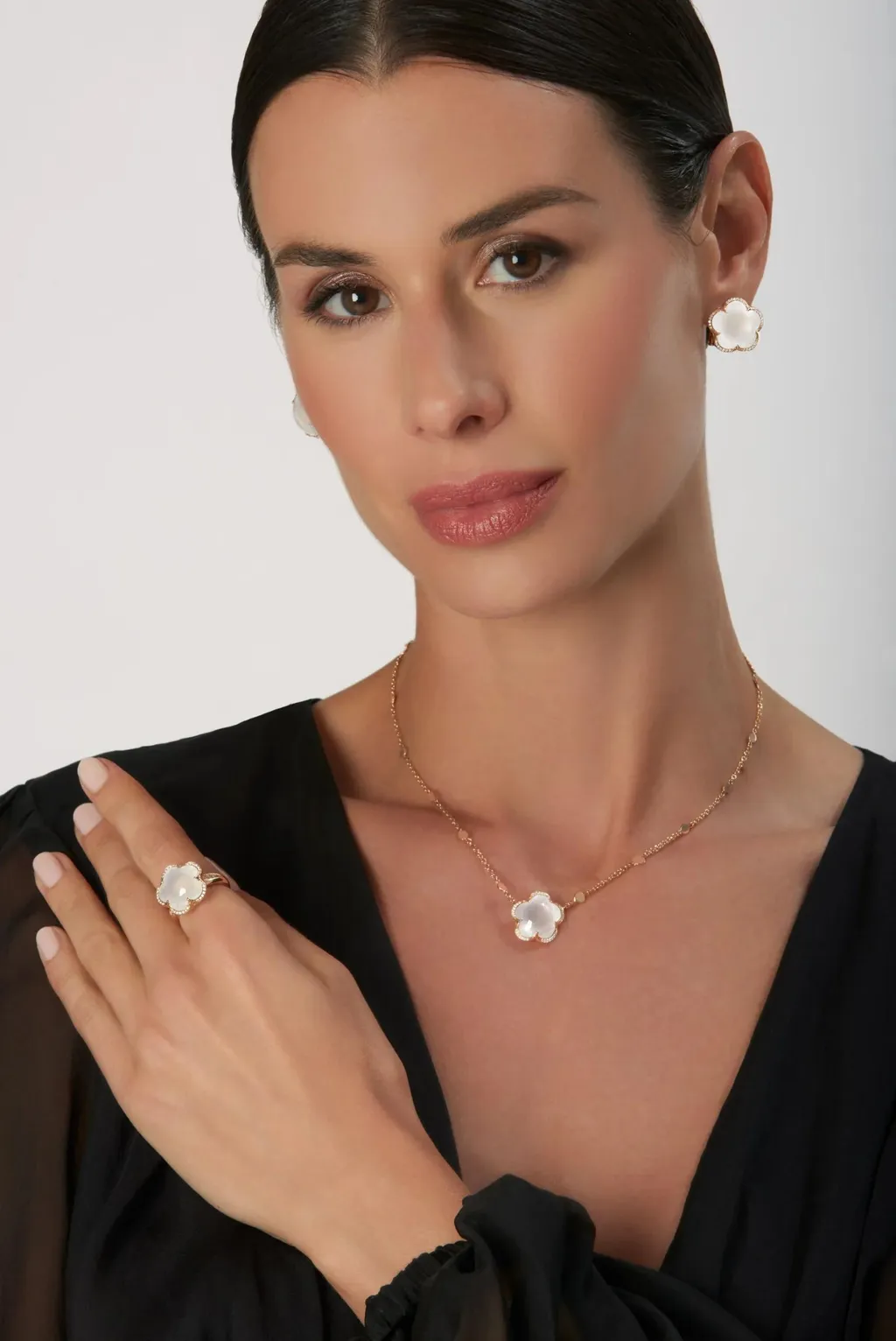 Серьги Bon Ton — detail