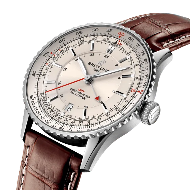 Navitimer Automatic GMT 41 — detail
