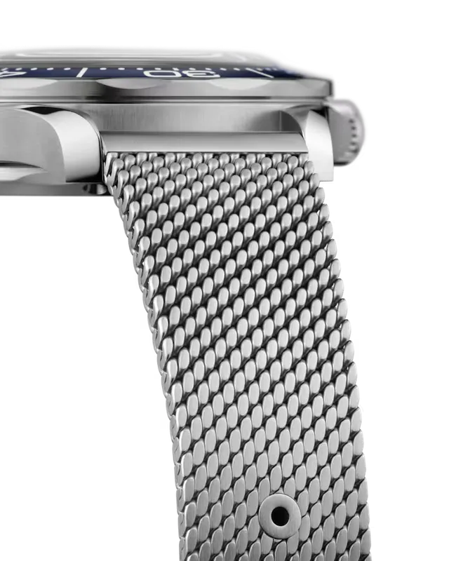 SEAMASTER DIVER 300M James Bond 60th anniversary — 3