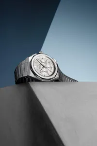DEFY Skyline Chronograph — thumbnail 3