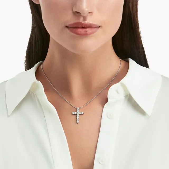 Pendant Round Diamond Cross Small — 3