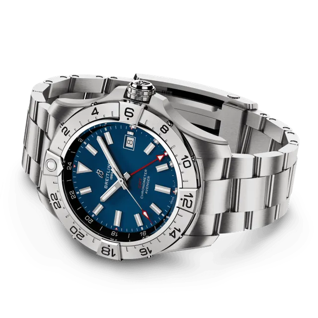 Avenger Automatic GMT 44 — 4
