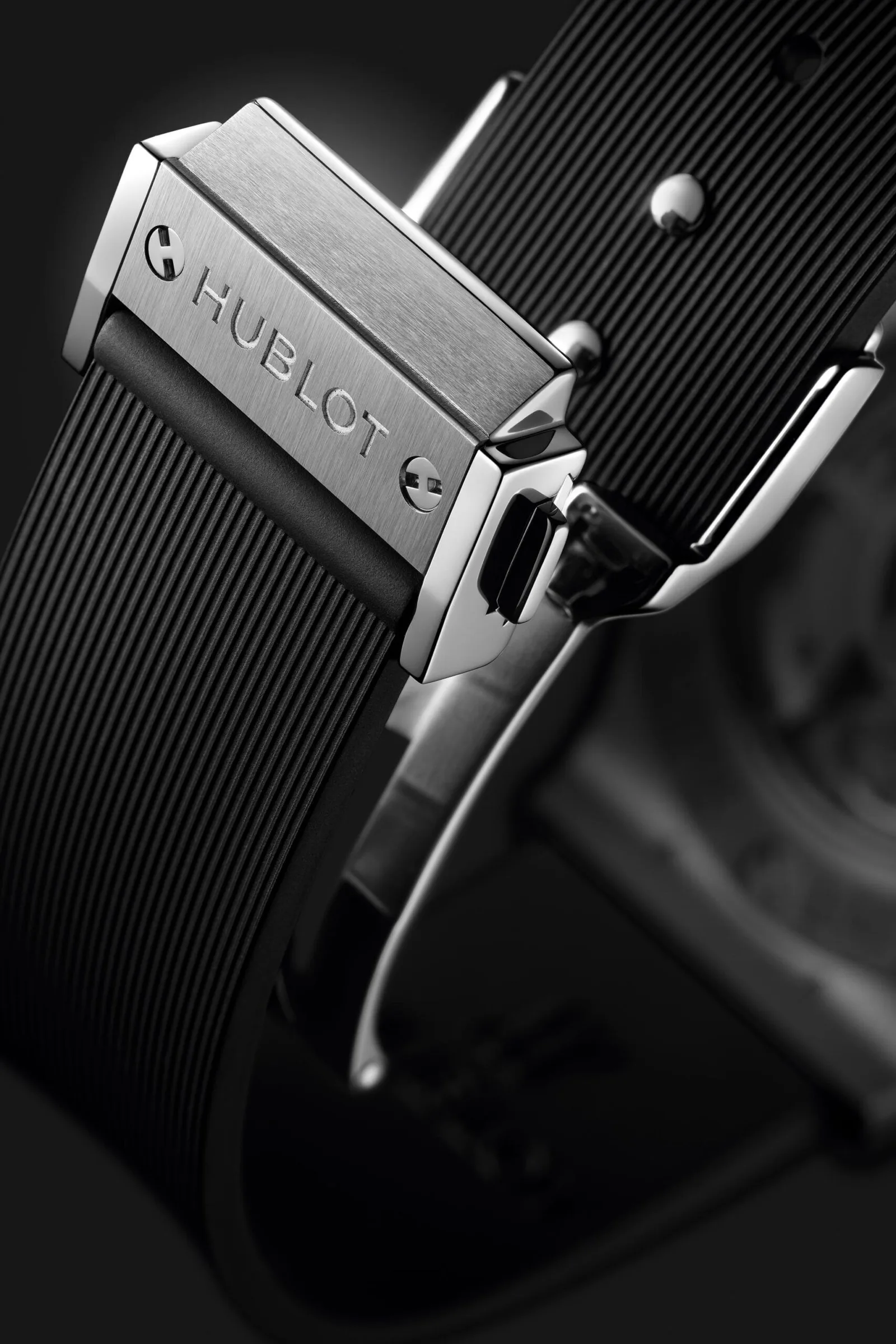 CLASSIC FUSION TITANIUM 38mm — 4