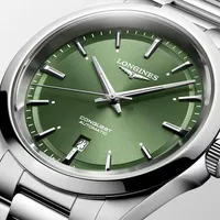 Conquest Green 41mm — detail